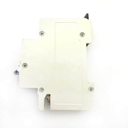 ERA SM620L1 B20 20A 20 Amp MCB Circuit Breaker Type B
